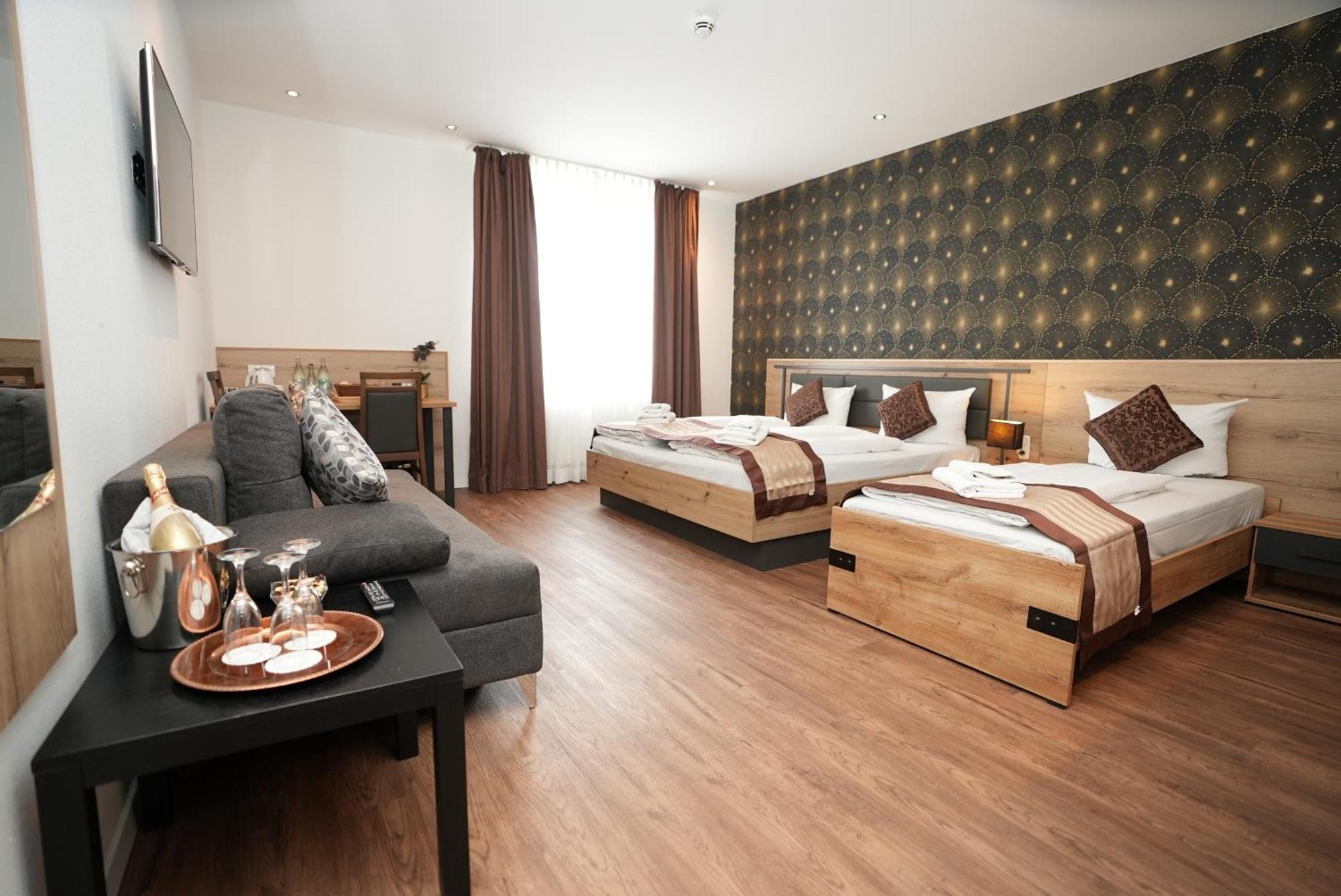 Hotel Attache An Der Messe Φραγκφούρτη Εξωτερικό φωτογραφία