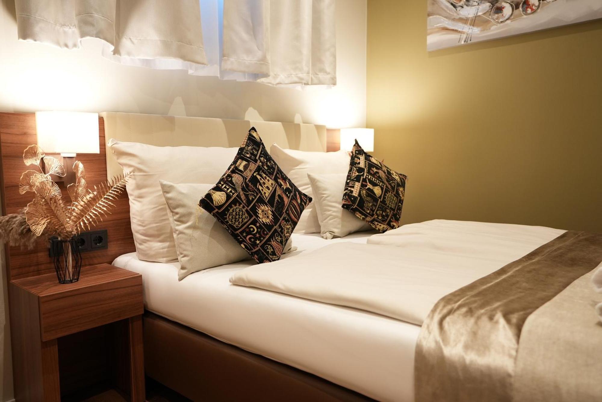 Hotel Attache An Der Messe Φραγκφούρτη Εξωτερικό φωτογραφία