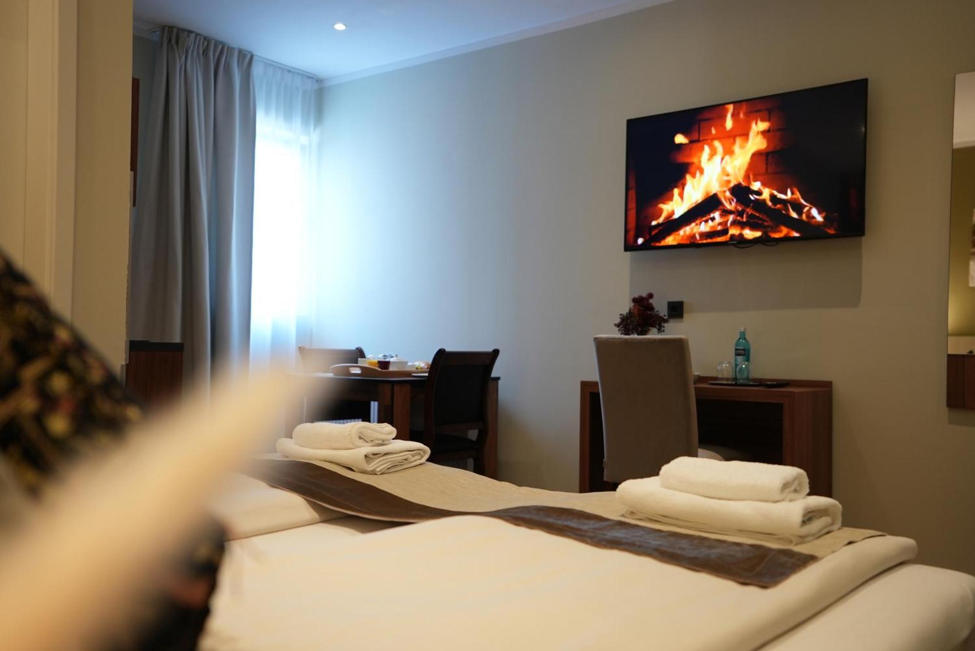 Hotel Attache An Der Messe Φραγκφούρτη Εξωτερικό φωτογραφία