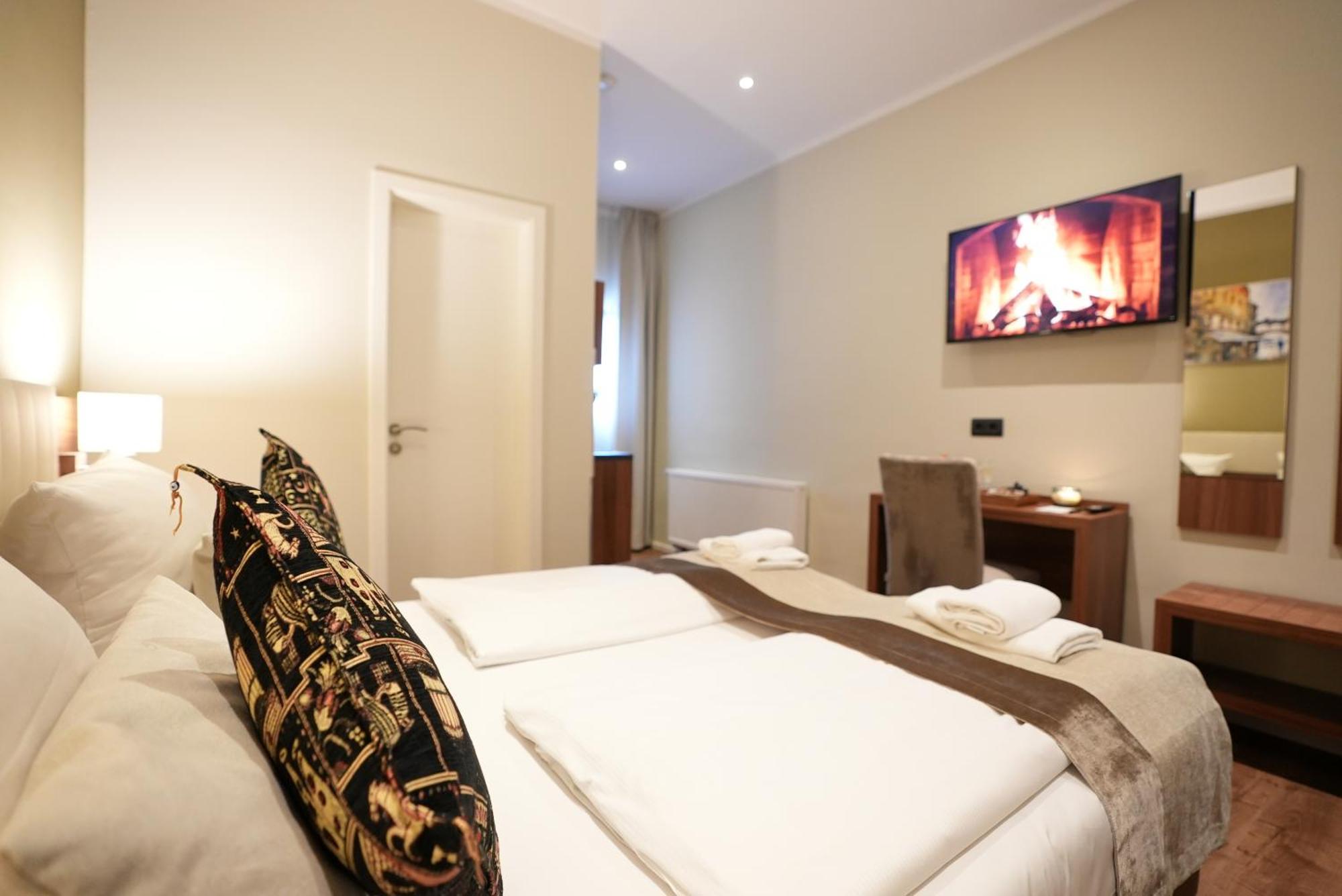 Hotel Attache An Der Messe Φραγκφούρτη Εξωτερικό φωτογραφία