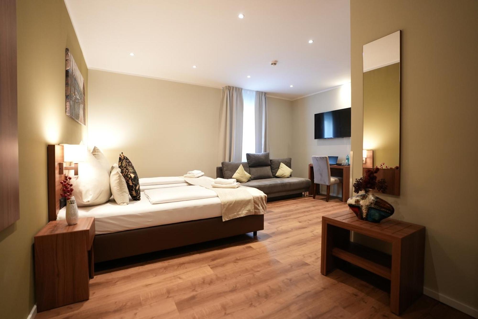 Hotel Attache An Der Messe Φραγκφούρτη Εξωτερικό φωτογραφία